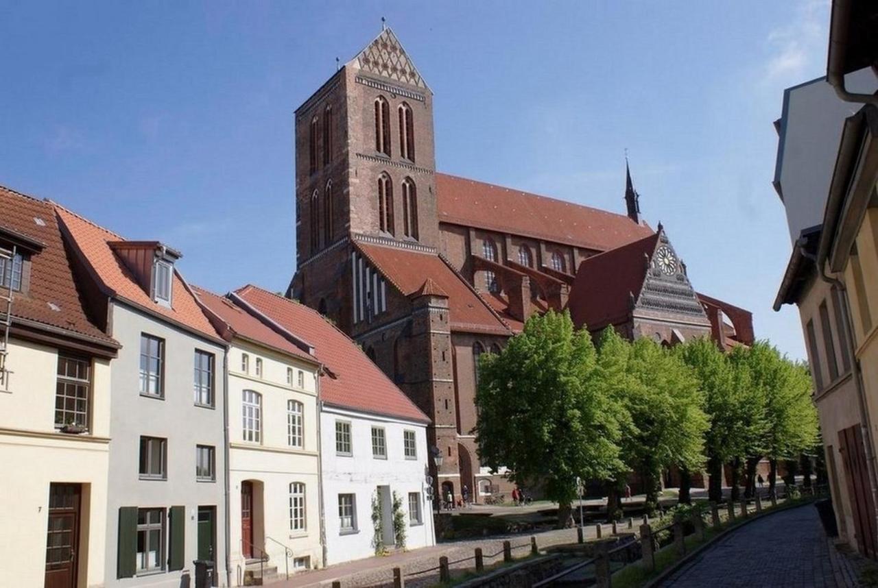 Altstadtloft Im Herzen Wismars - Abc303 By AbcWißmar エクステリア 写真